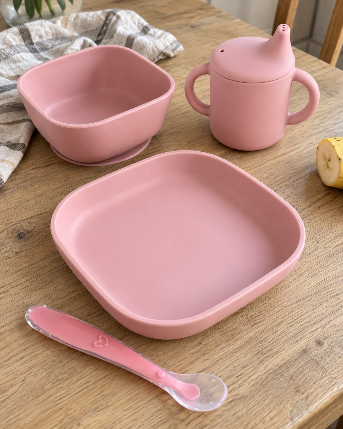 Set de 4 piezas de silicona para bebé: plato, bol, vaso y cuchara