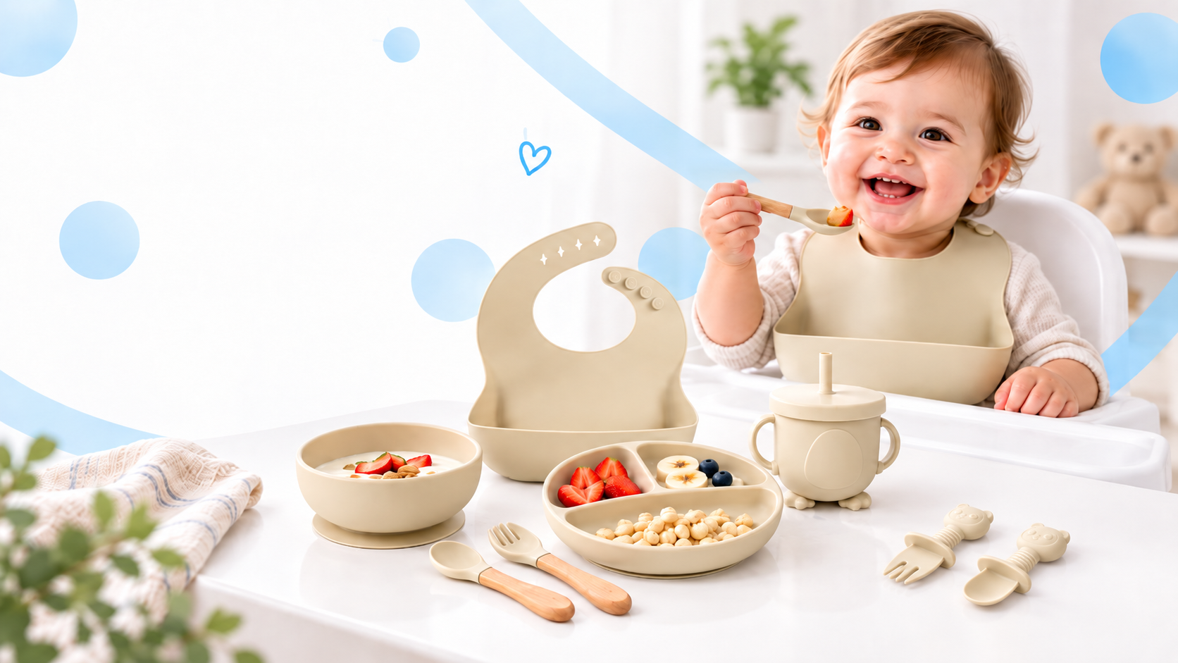 Bebé comiendo con el set de vajilla de silicona de 8 piezas Bluet B, ideal para baby shower
